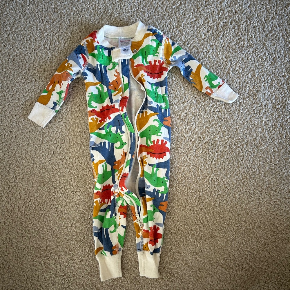Hanna Andersson Dinosaur Onesie 9 - 12 Months